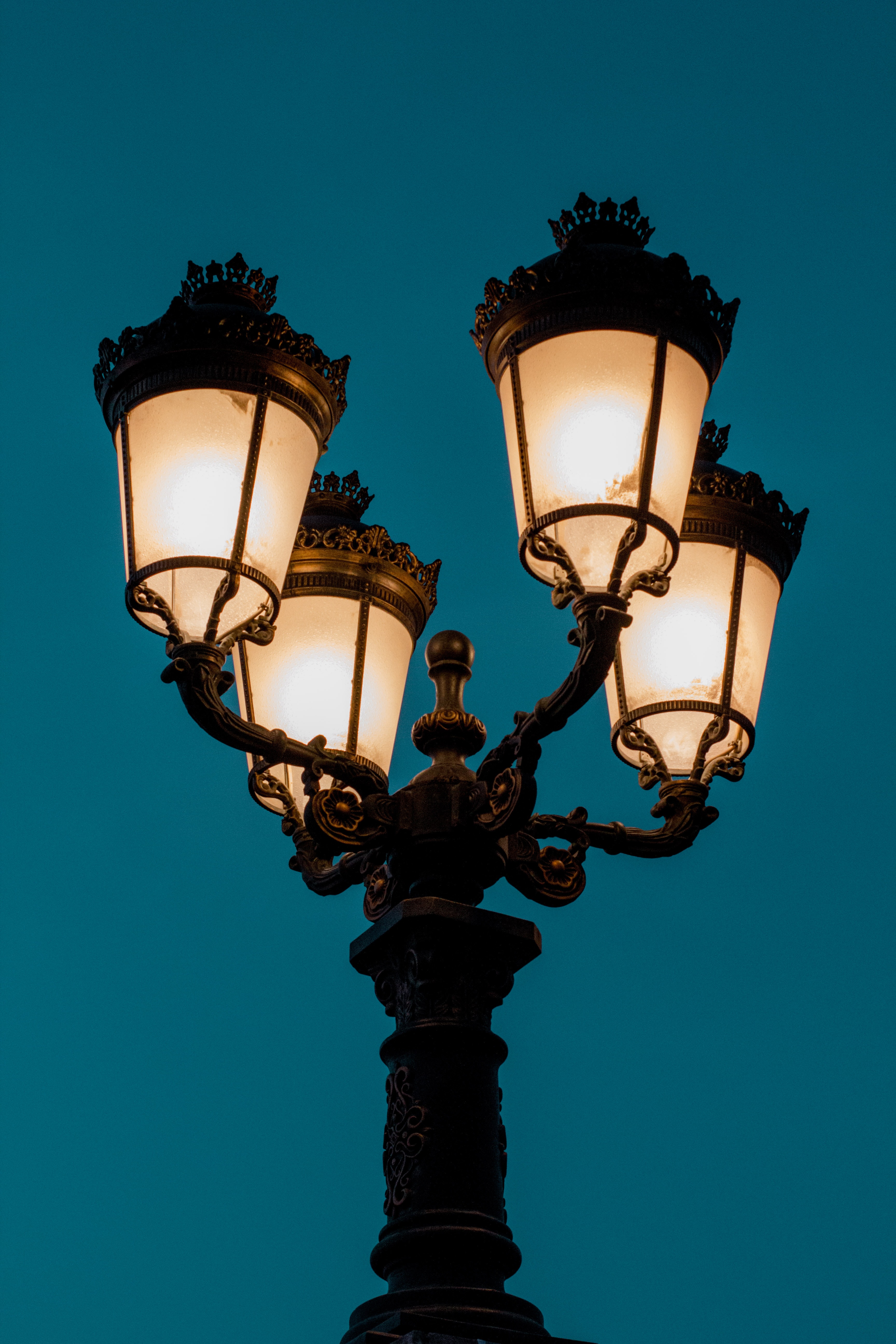 lamppost